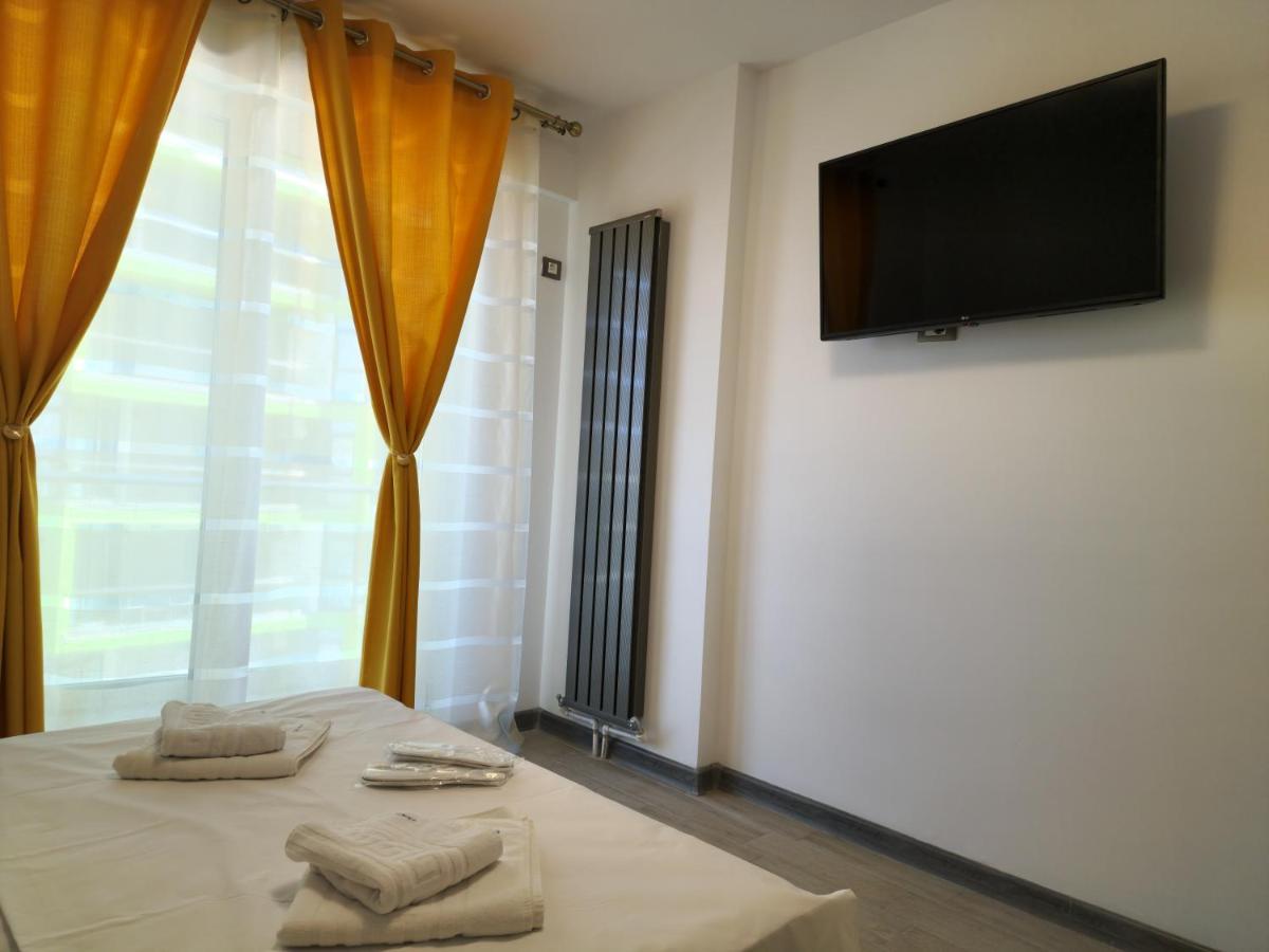Cristalex Aparthotel & Spa Mamaia Nord Năvodari Kültér fotó