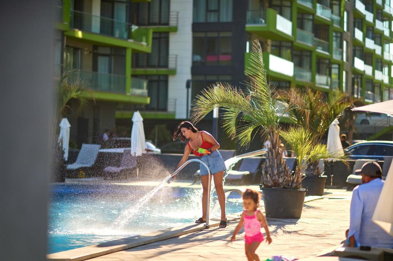 Cristalex Aparthotel & Spa Mamaia Nord Năvodari Kültér fotó